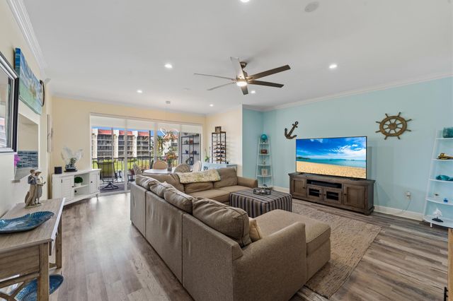 108 Half Moon Circle, Hypoluxo, FL 33462