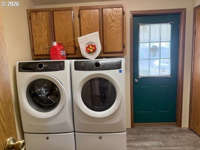 1199 N TERRY St 139, Eugene, OR 97402