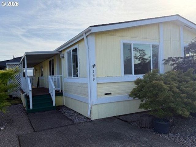 1199 N TERRY St 139, Eugene, OR 97402