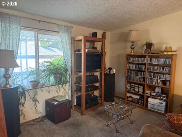 1199 N TERRY St 139, Eugene, OR 97402