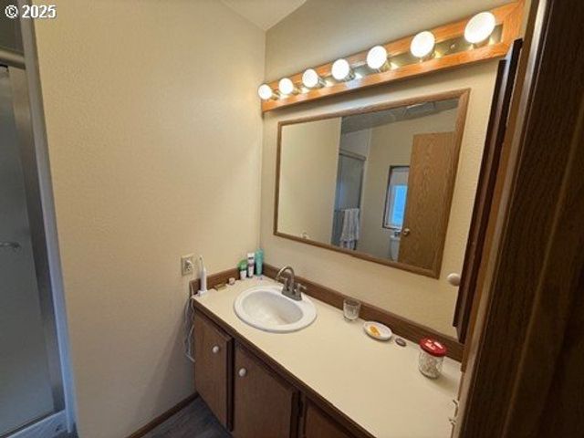 1199 N TERRY St 139, Eugene, OR 97402
