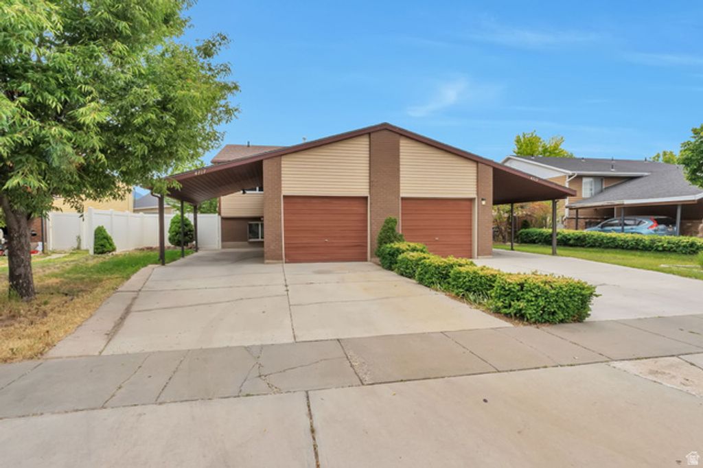 4717 S CATHAY CIR, Taylorsville, UT 84123