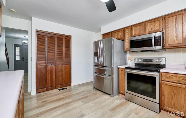 514 Deer Tracks Trail, St Peters, MO 63376