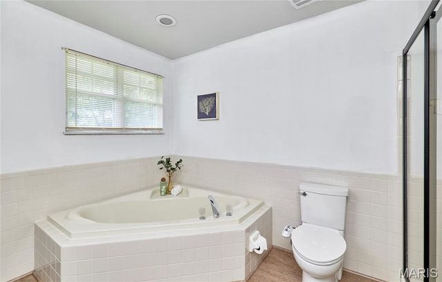 514 Deer Tracks Trail, St Peters, MO 63376