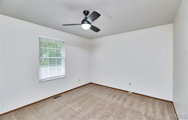 514 Deer Tracks Trail, St Peters, MO 63376