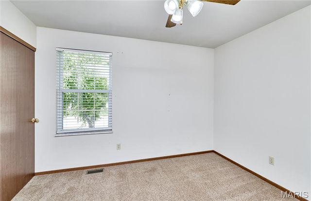 514 Deer Tracks Trail, St Peters, MO 63376