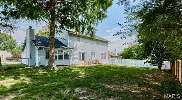 514 Deer Tracks Trail, St Peters, MO 63376