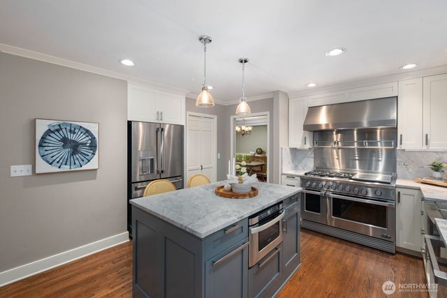 21603 NE 22nd Court, Sammamish, WA 98074