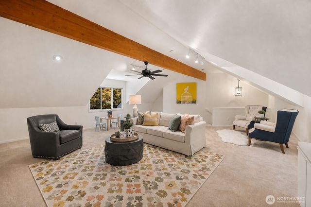 21603 NE 22nd Court, Sammamish, WA 98074