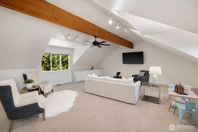 21603 NE 22nd Court, Sammamish, WA 98074