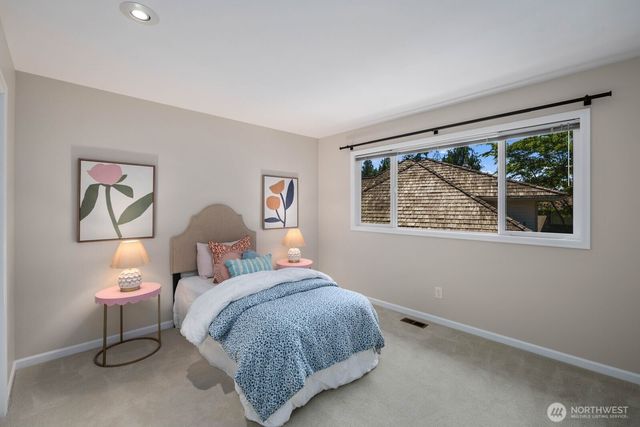 21603 NE 22nd Court, Sammamish, WA 98074