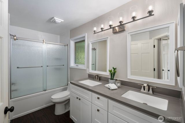 21603 NE 22nd Court, Sammamish, WA 98074