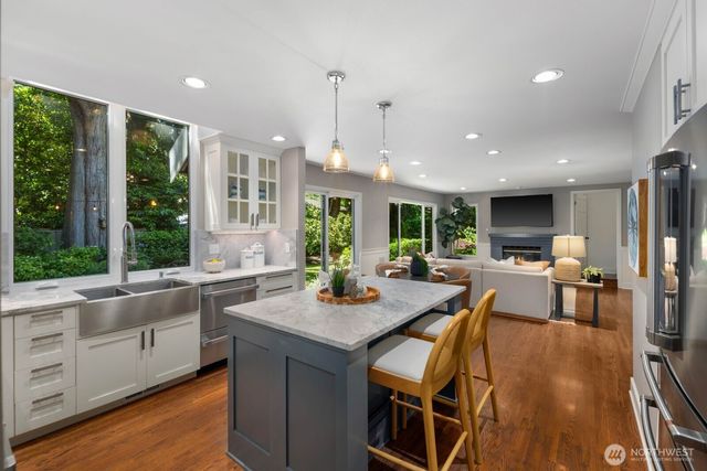 21603 NE 22nd Court, Sammamish, WA 98074
