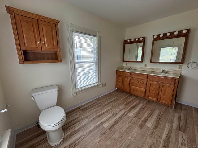 404 W Wiley Avenue, Bluffton, IN 46714