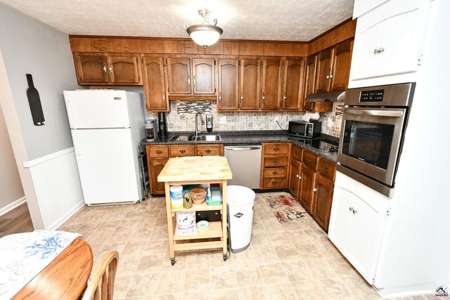 205 Scarborough Road, Centerville, GA 31028