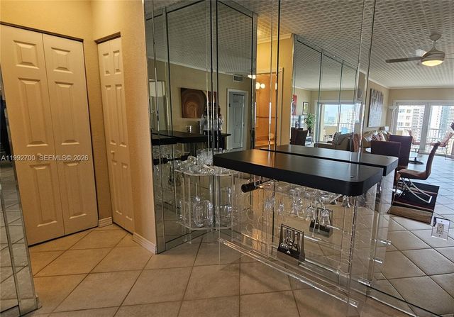 1980 S Ocean Dr 15K, Hallandale Beach, FL 33009