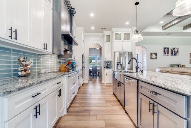 1036 Kessler Road, Weatherford, TX 76087