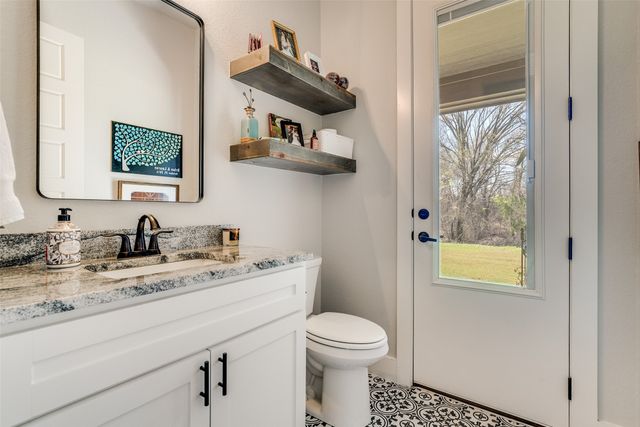 1036 Kessler Road, Weatherford, TX 76087