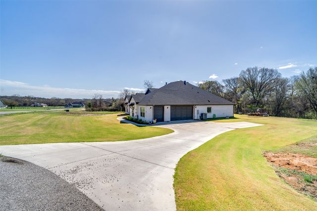 1036 Kessler Road, Weatherford, TX 76087