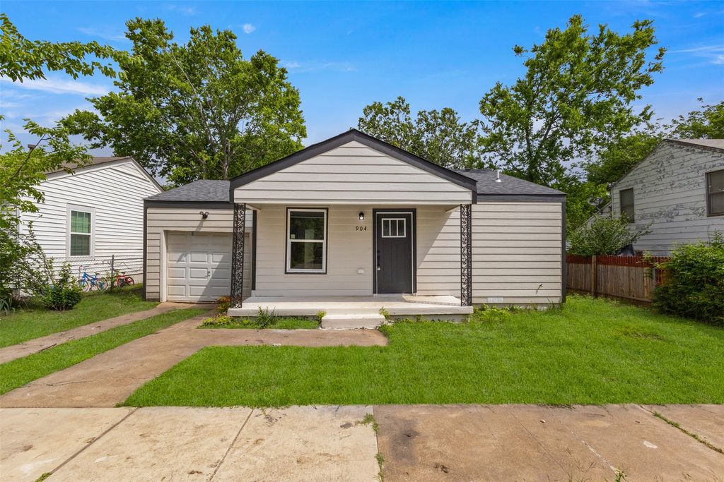 904 W Anthony Street, Fort Worth, TX 76115