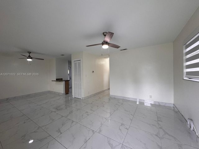 7135 SW 22nd Street 7137, Miami, FL 33155