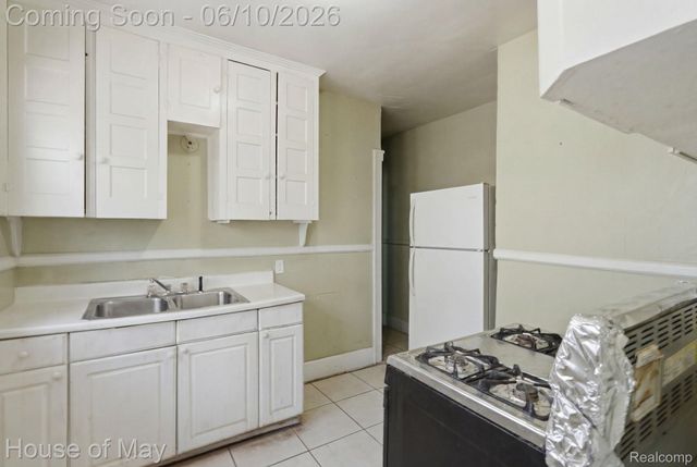 2553 Central Street, Detroit, MI 48209