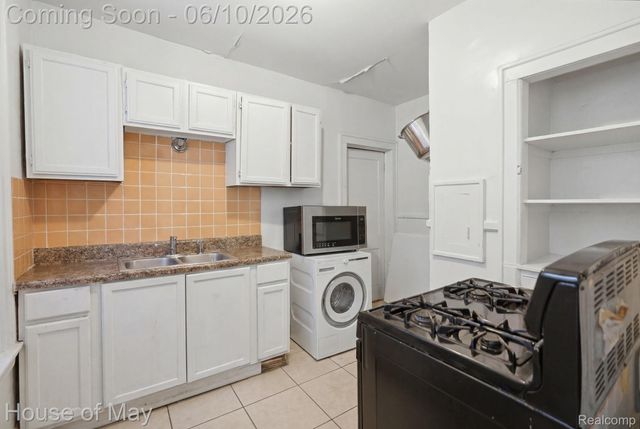 2553 Central Street, Detroit, MI 48209