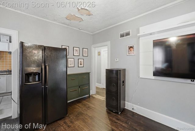 2553 Central Street, Detroit, MI 48209