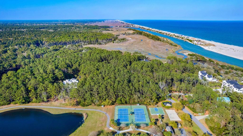 3067 Vanderbilt Blvd., Pawleys Island, SC 29585 — photo 2