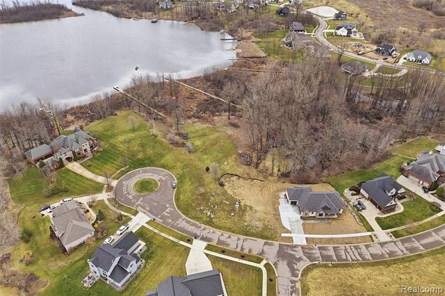 14275 Wright Drive, Linden, MI 48451