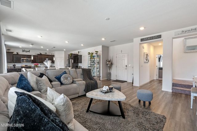 8015 Flint Springs Drive, Sun Valley, NV 89433