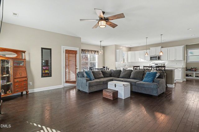 297 Hawkesburg Drive, Clayton, NC 27527