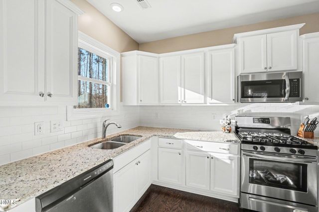 297 Hawkesburg Drive, Clayton, NC 27527