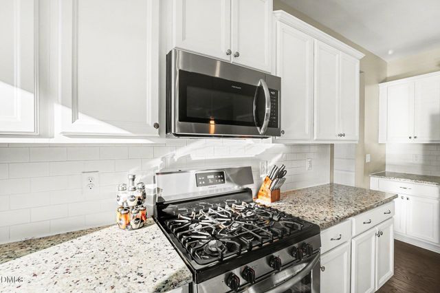 297 Hawkesburg Drive, Clayton, NC 27527