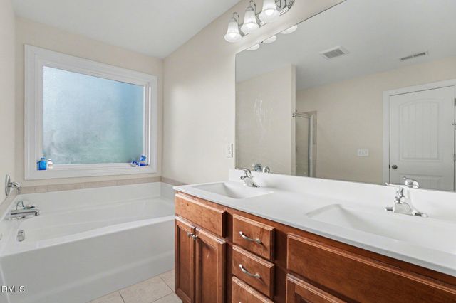 297 Hawkesburg Drive, Clayton, NC 27527