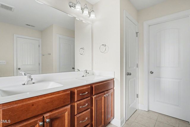 297 Hawkesburg Drive, Clayton, NC 27527