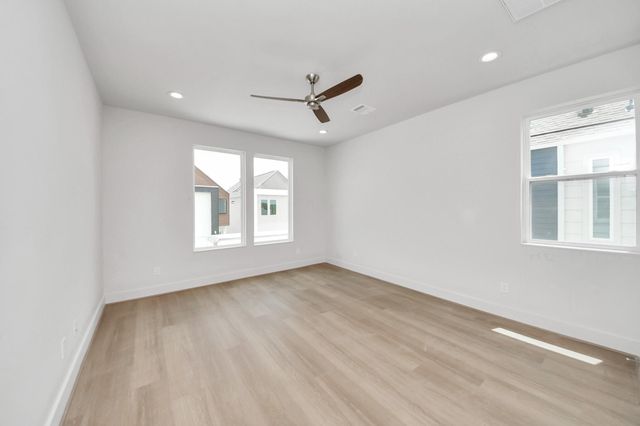 3004B Ventas Drive, Houston, TX 77047