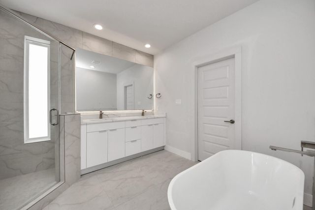 3004B Ventas Drive, Houston, TX 77047