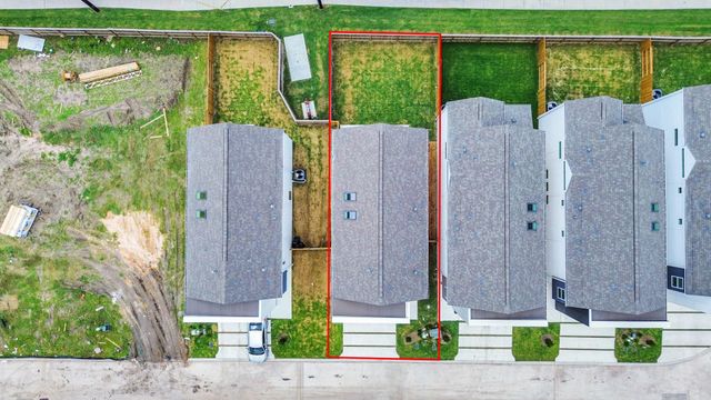 3004B Ventas Drive, Houston, TX 77047