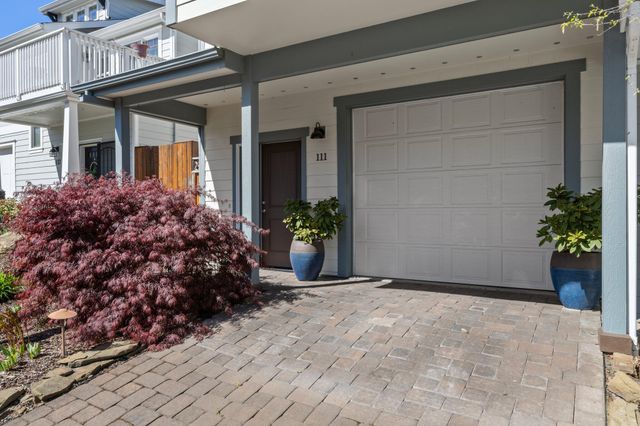 111 McCully Lane, Jacksonville, OR 97530