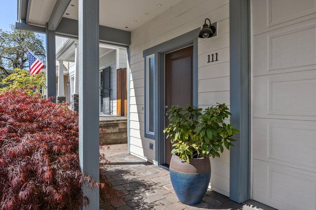 111 McCully Lane, Jacksonville, OR 97530