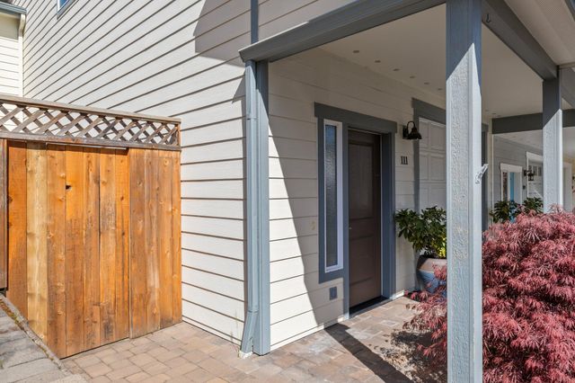 111 McCully Lane, Jacksonville, OR 97530