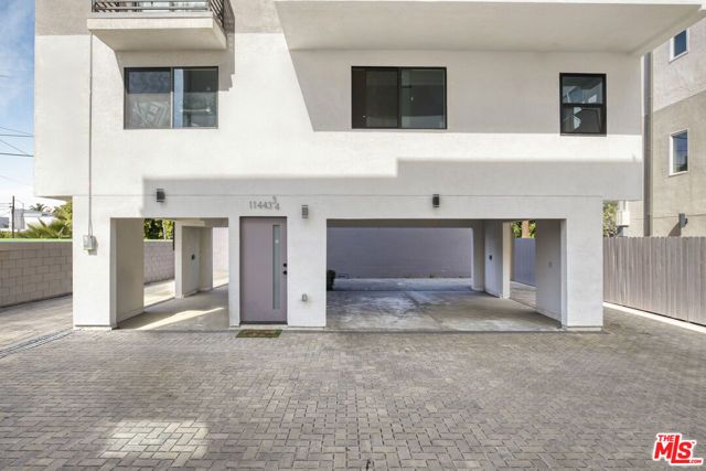 11443 Hatteras Street, North Hollywood (los Angeles), CA 91601