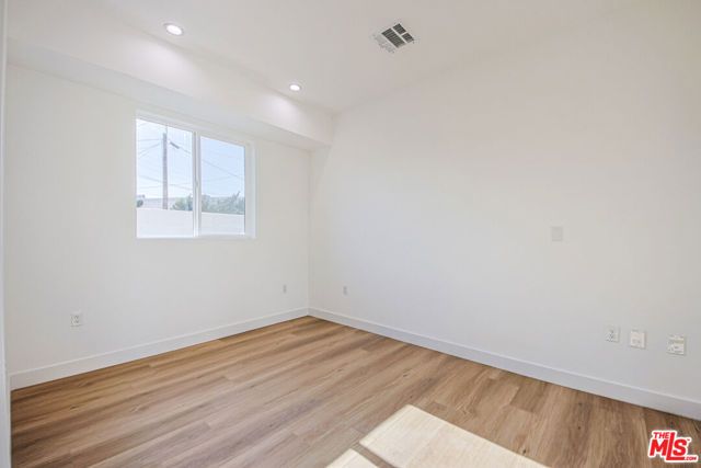 11443 Hatteras Street, North Hollywood (los Angeles), CA 91601