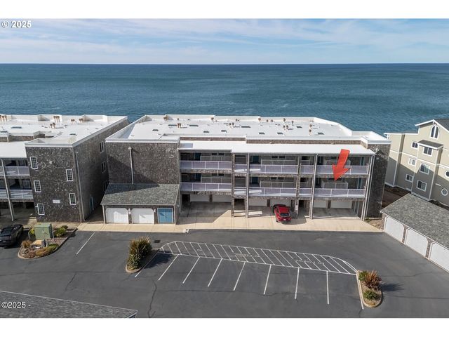 1113 N HIGHWAY 101 48, Depoe Bay, OR 97341