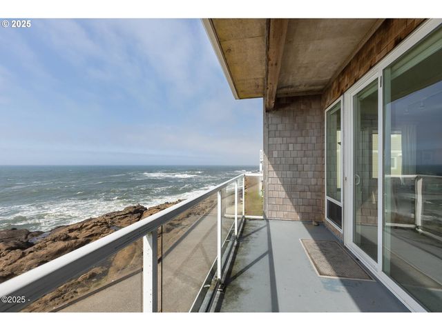 1113 N HIGHWAY 101 48, Depoe Bay, OR 97341