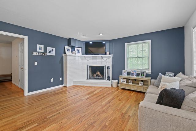 15 Renzulli Road, Norwalk, CT 06851