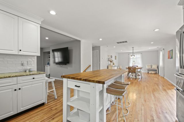 15 Renzulli Road, Norwalk, CT 06851