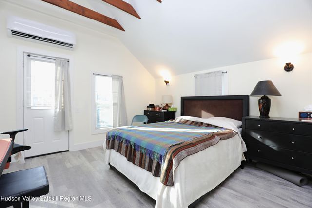 353 Washington Avenue, Kingston, NY 12401