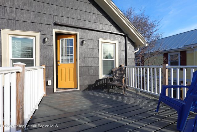 353 Washington Avenue, Kingston, NY 12401
